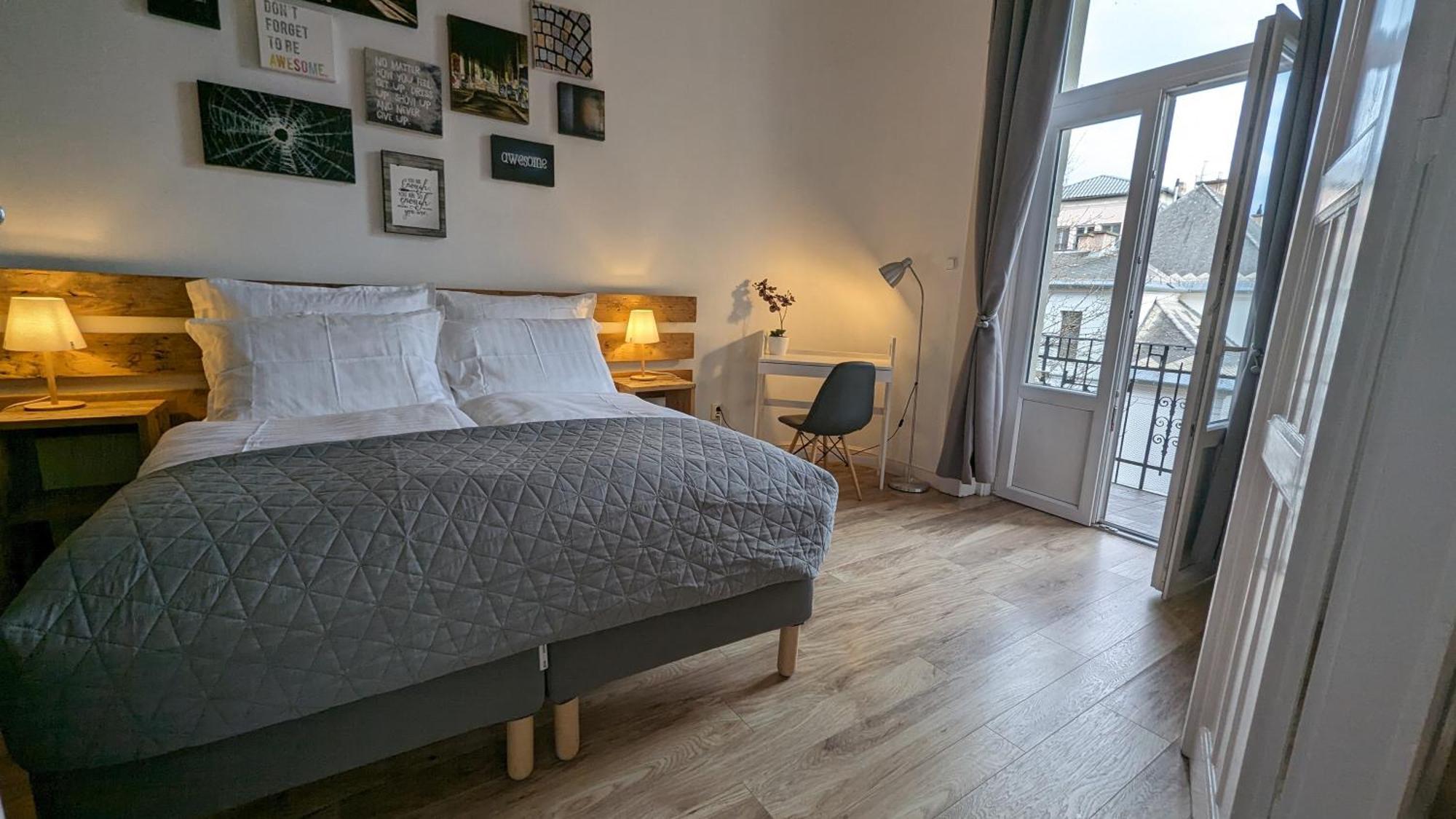 3 Room Apartment In The Beautiful Street Budapest Luaran gambar