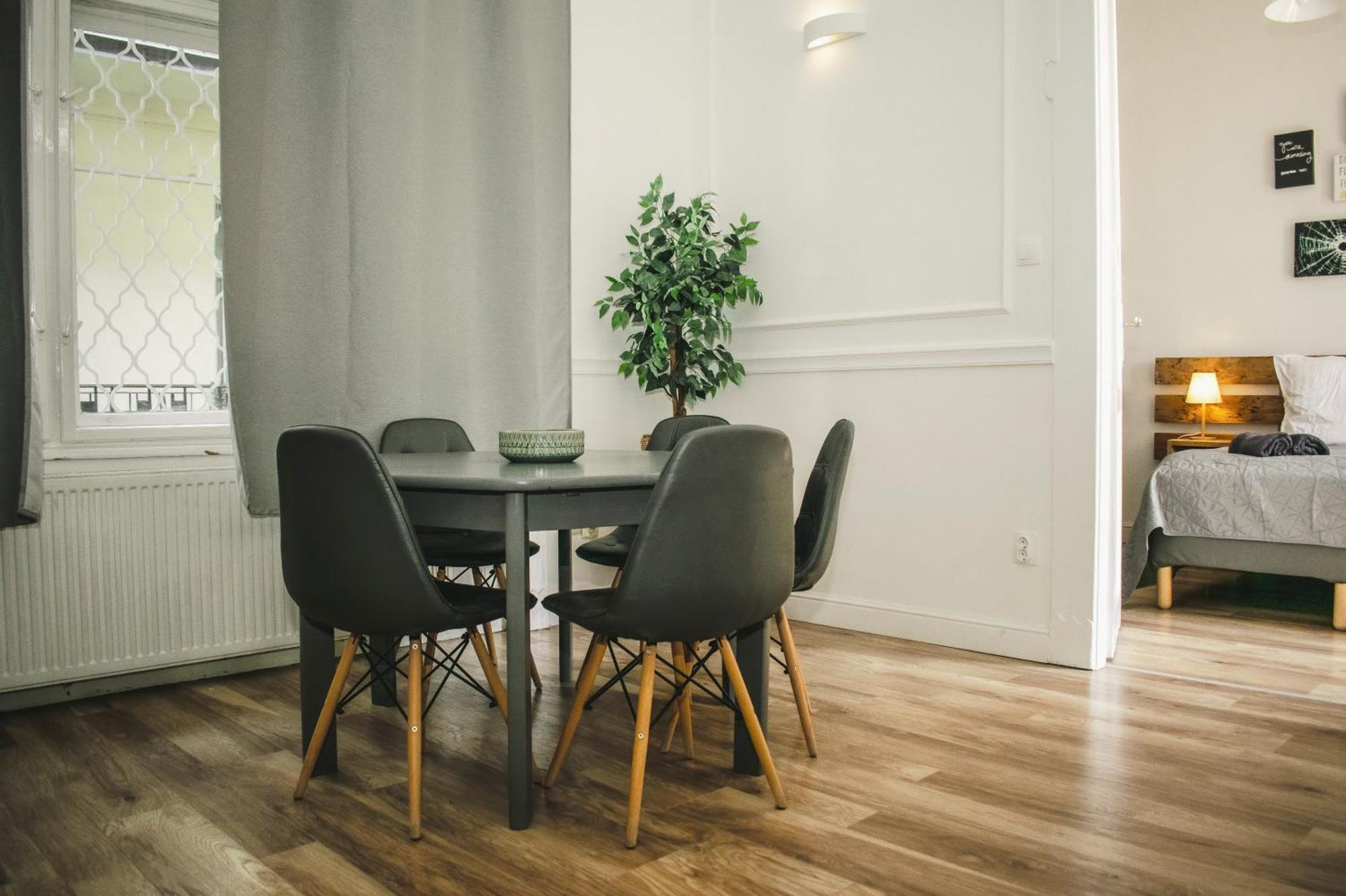 3 Room Apartment In The Beautiful Street Budapest Luaran gambar