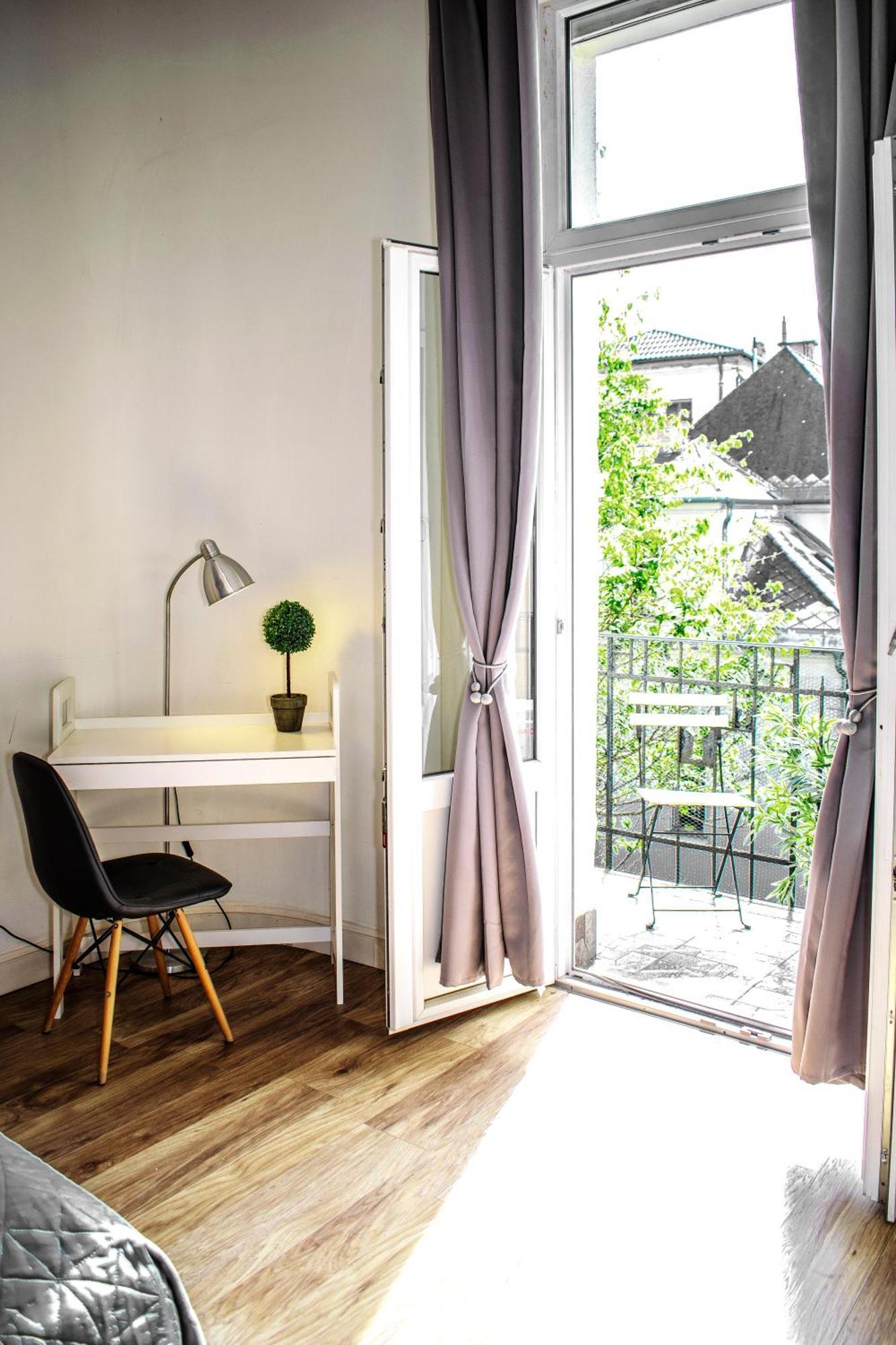 3 Room Apartment In The Beautiful Street Budapest Luaran gambar