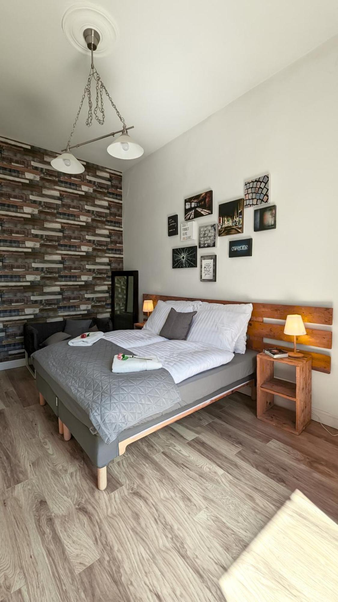 3 Room Apartment In The Beautiful Street Budapest Luaran gambar