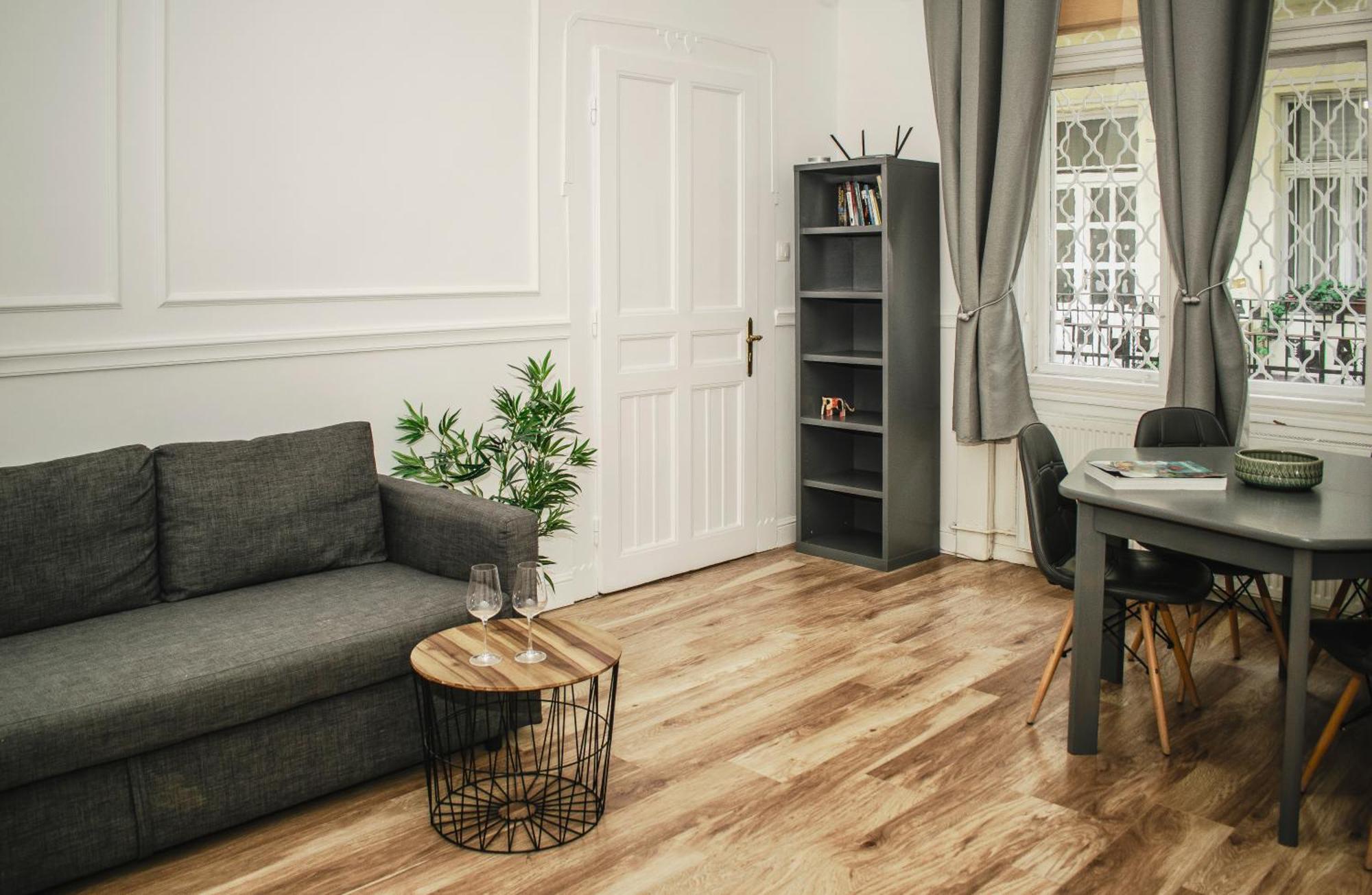 3 Room Apartment In The Beautiful Street Budapest Luaran gambar