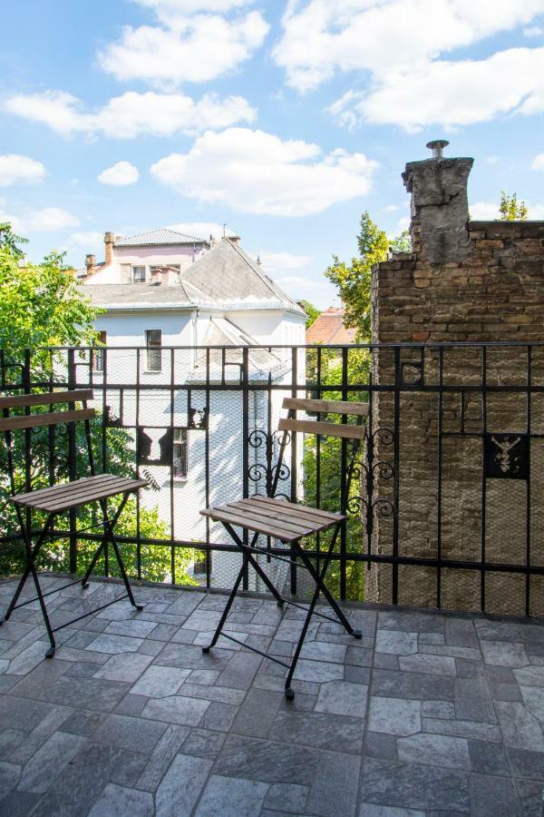 3 Room Apartment In The Beautiful Street Budapest Luaran gambar